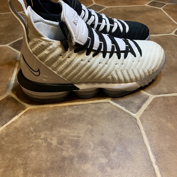 Lebron James 15 bhm
